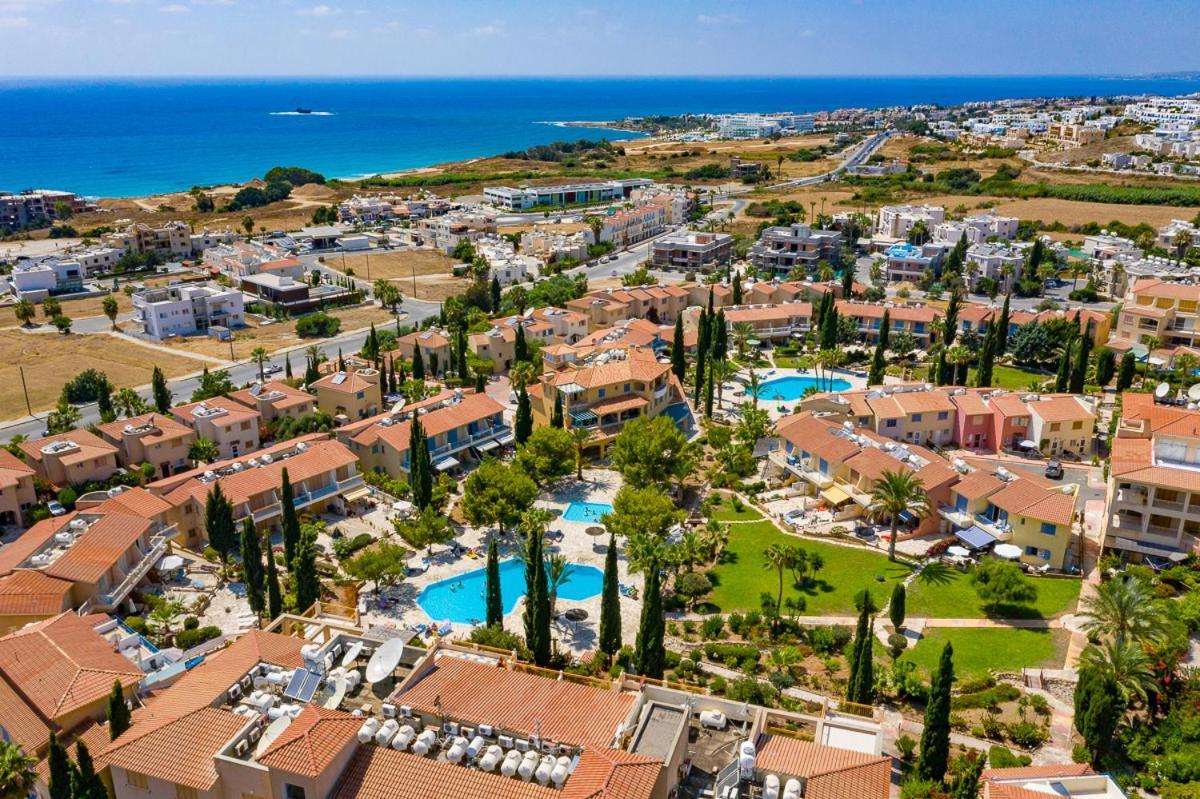 Regina Gardens 205 Block 7 Appartamento Paphos Esterno foto