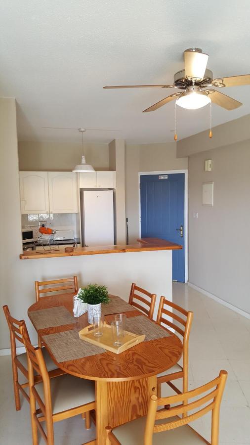Regina Gardens 205 Block 7 Appartamento Paphos Esterno foto